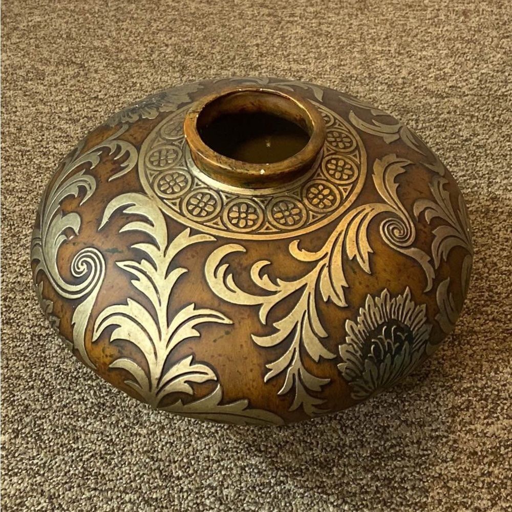 VTG, Embellishment Asian Pottery Elegant Silver and Brown Ceramic Art Vase Larg